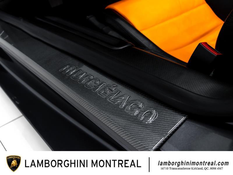 Lamborghini Murciélago 13