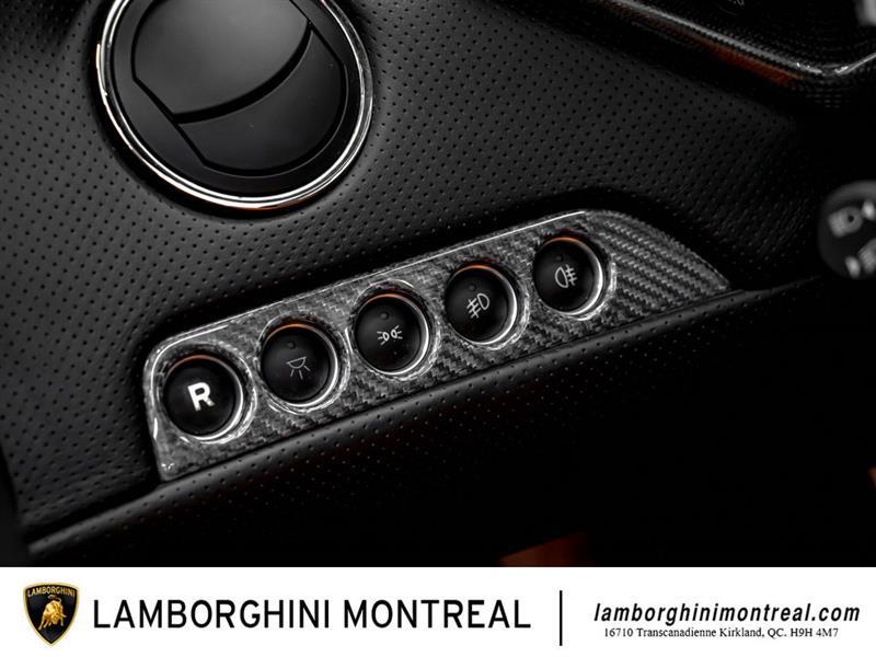 Lamborghini Murciélago 17