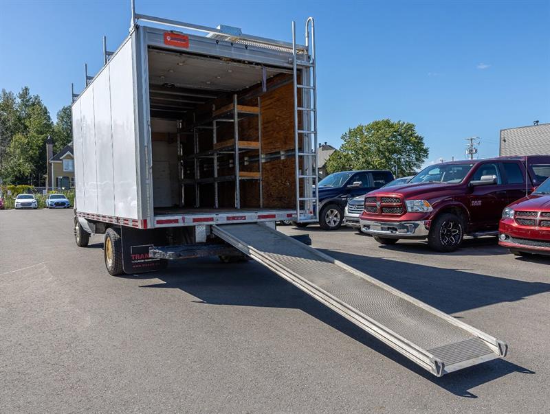 ford Econoline Commercial Cutaway 2014 - 23