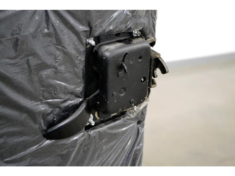 Land Rover Defender 47