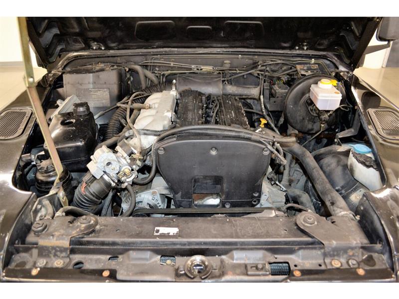 Land Rover Defender 58