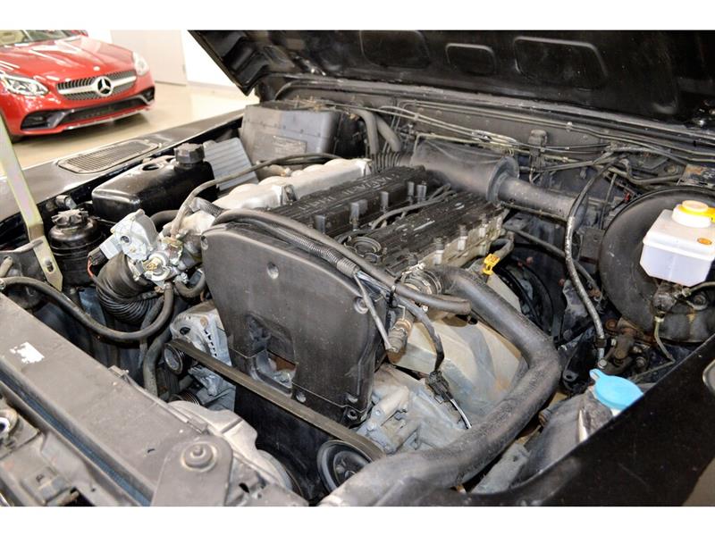 Land Rover Defender 59