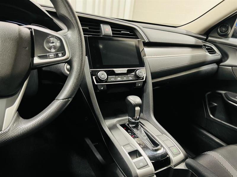 honda Civic 2018 - 24