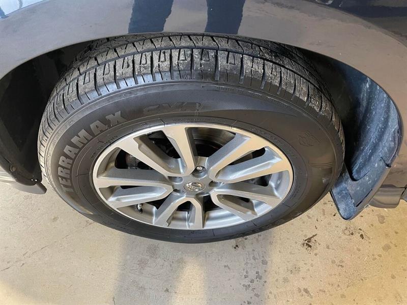 Nissan Pathfinder 12