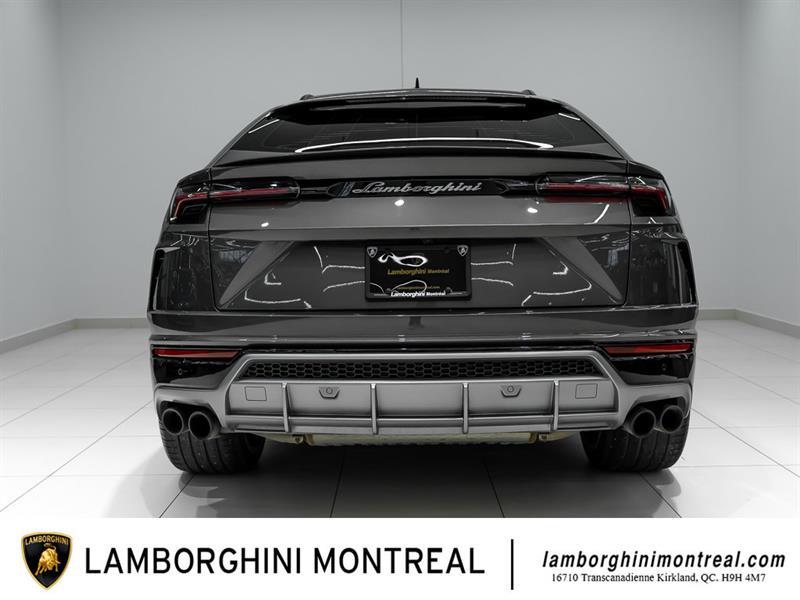 Lamborghini Urus 6