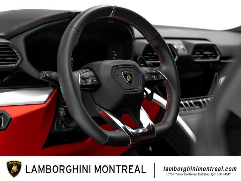 Lamborghini Urus 13