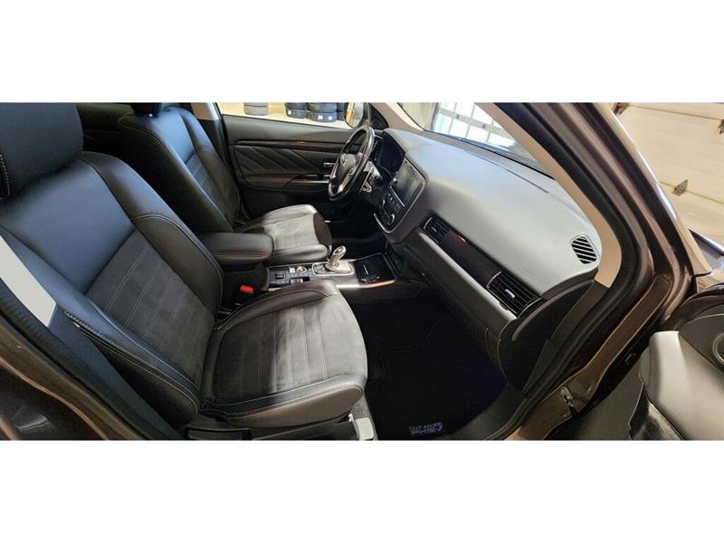 Mitsubishi Outlander 18