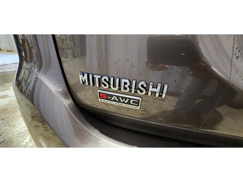 Mitsubishi Outlander 21