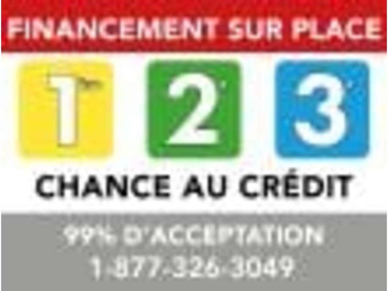 Mitsubishi Outlander 2