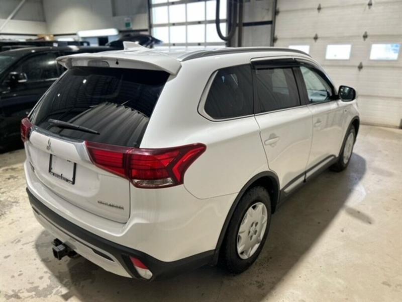 Mitsubishi Outlander 7