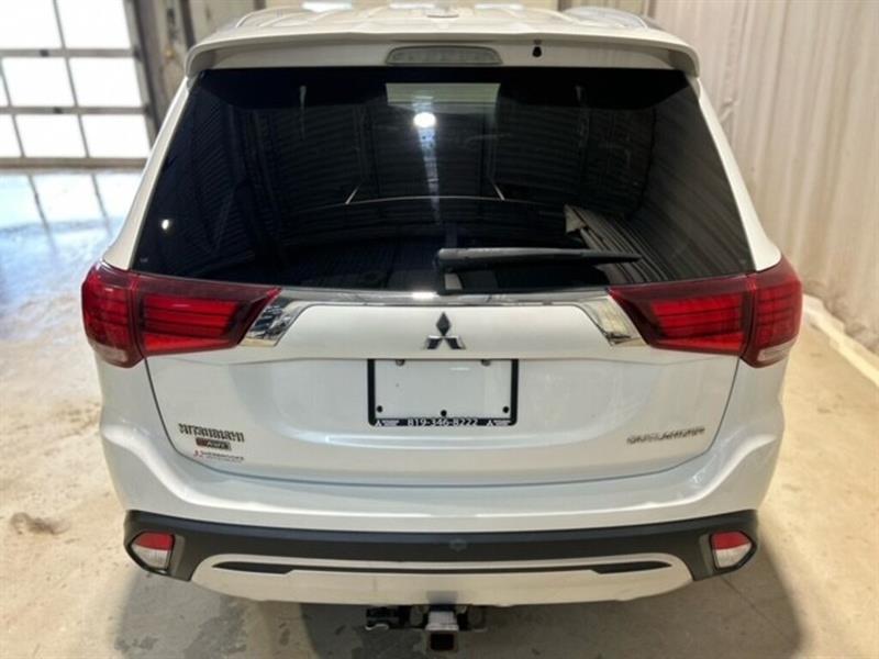 Mitsubishi Outlander 8