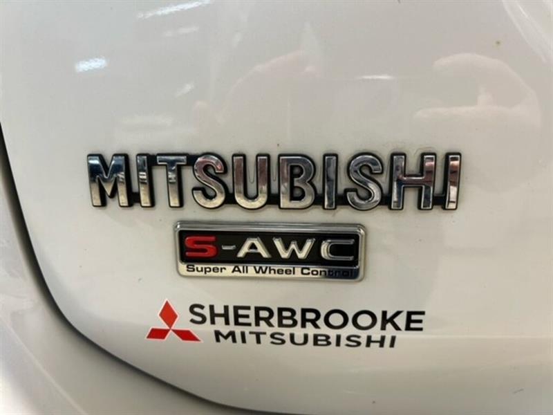 Mitsubishi Outlander 9