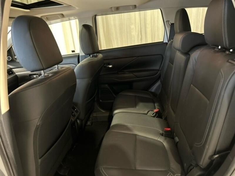 Mitsubishi Outlander 20