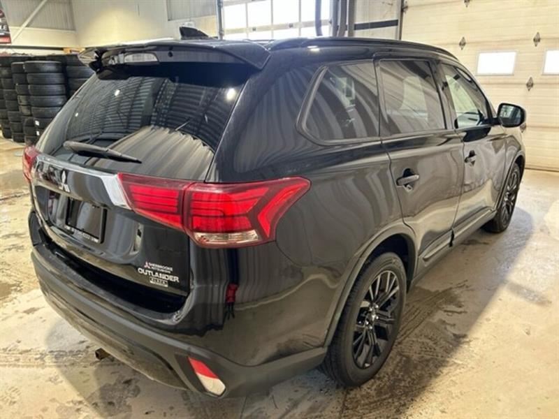 Mitsubishi Outlander 7