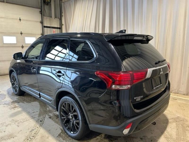 Mitsubishi Outlander 10