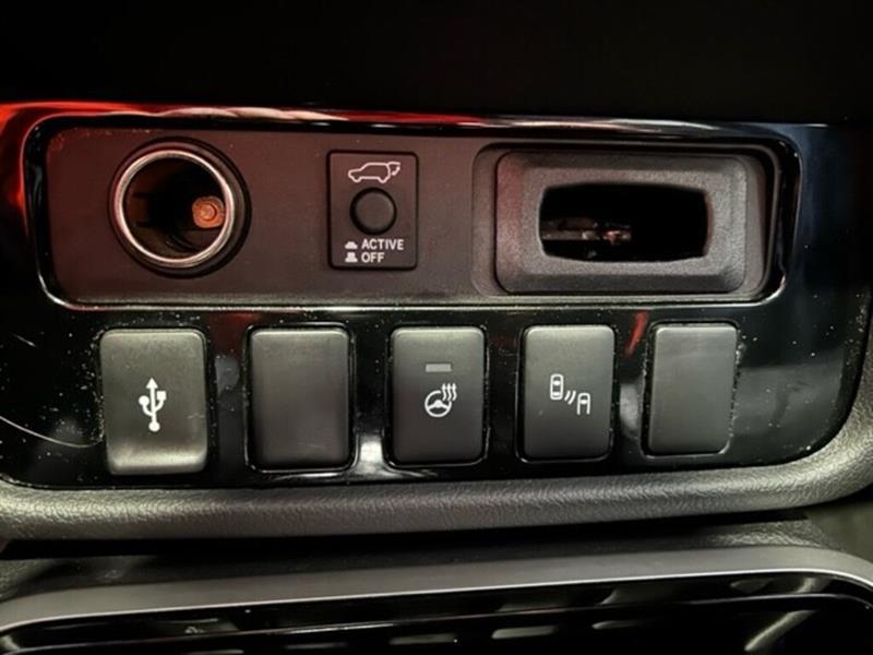 Mitsubishi Outlander 20