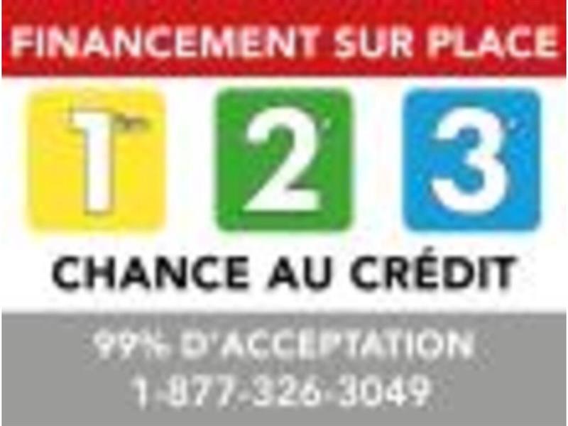 Mitsubishi Outlander 2