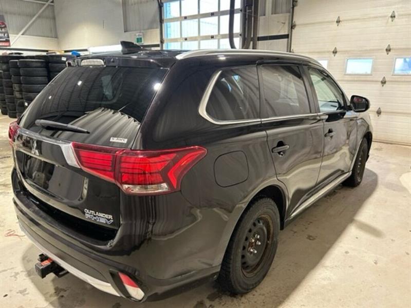 Mitsubishi Outlander 7