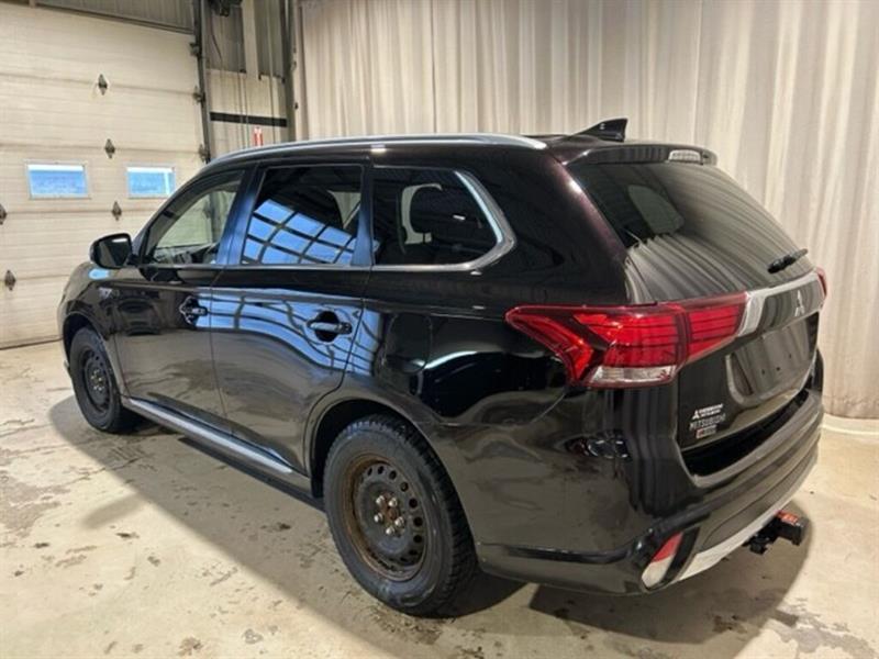 Mitsubishi Outlander 11