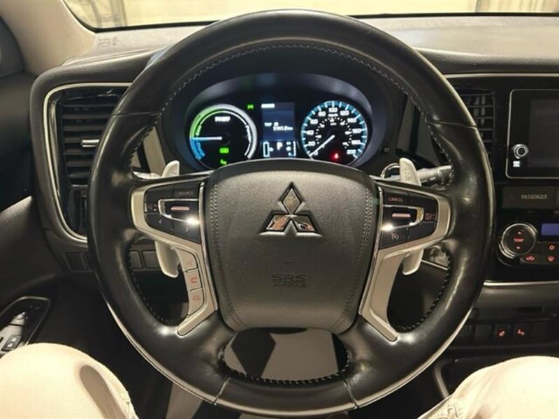 Mitsubishi Outlander 16