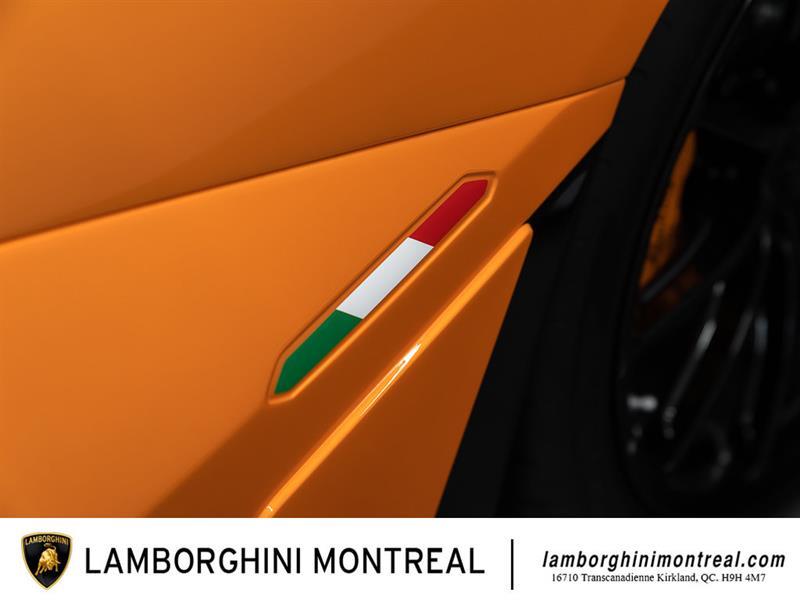 Lamborghini Aventador 20