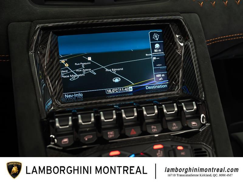 Lamborghini Aventador 40