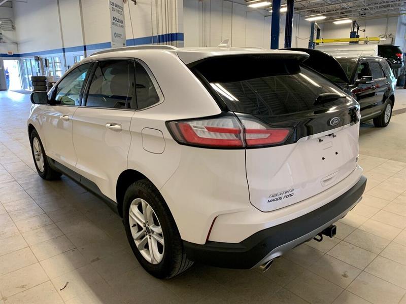Ford Edge 6