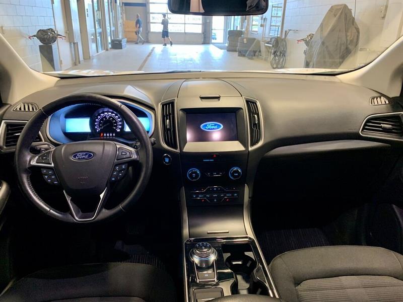 Ford Edge 10