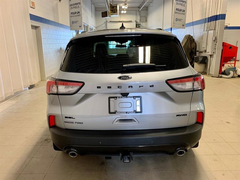 Ford Escape 4