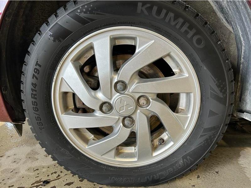 Mitsubishi Mirage 12