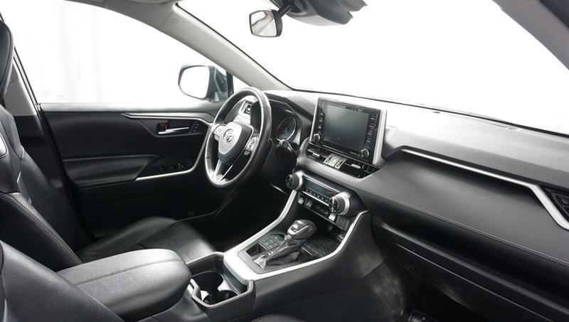 toyota RAV4 2019 - 24