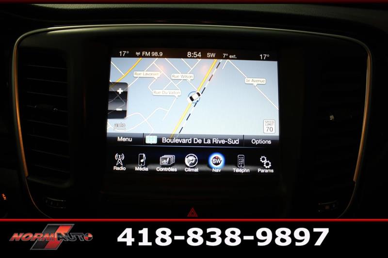 chrysler 200 2015 - 36