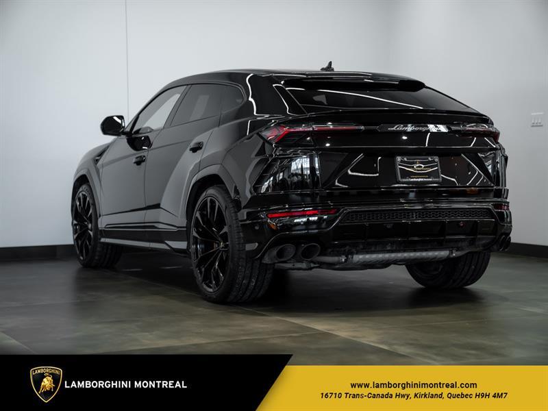 Lamborghini Urus 8