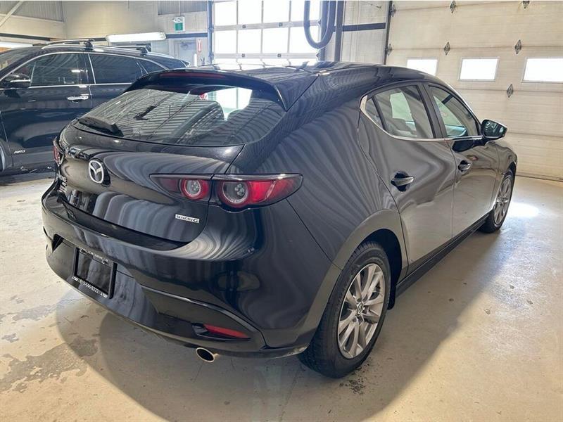 Mazda 3 7