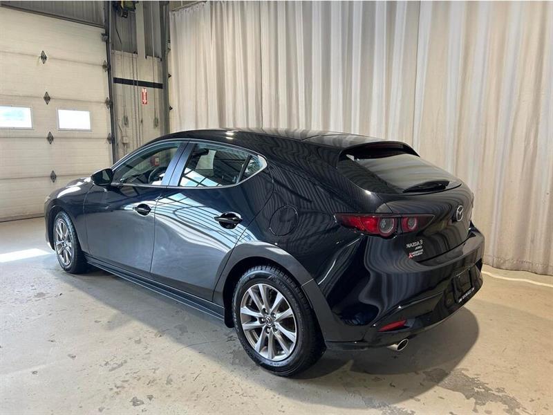 Mazda 3 9