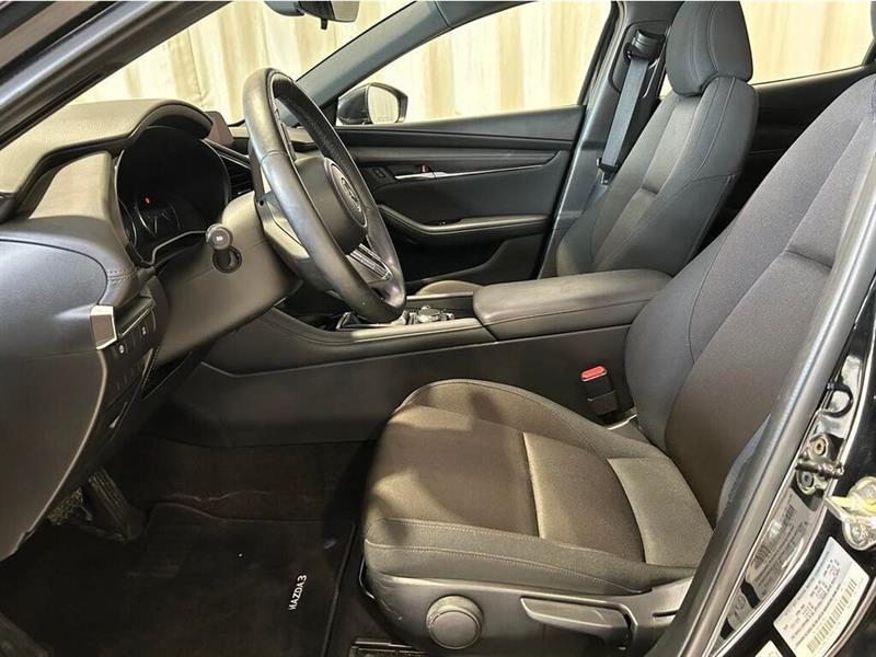 Mazda 3 10