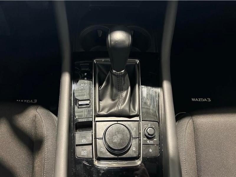 Mazda 3 16
