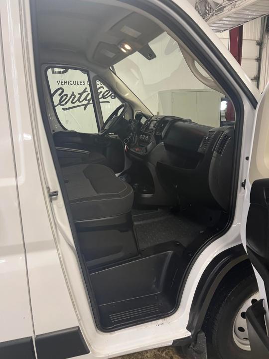 ram ProMaster 2020 - 3