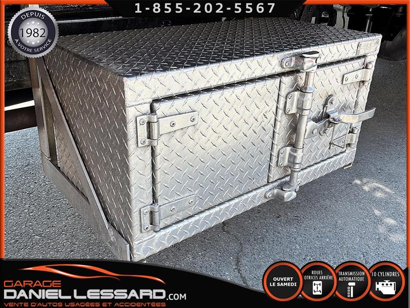 ford Super Duty F-550 DRW 2017 - 27