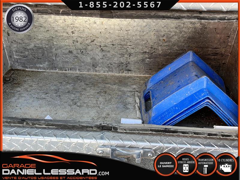 ford Super Duty F-550 DRW 2017 - 28