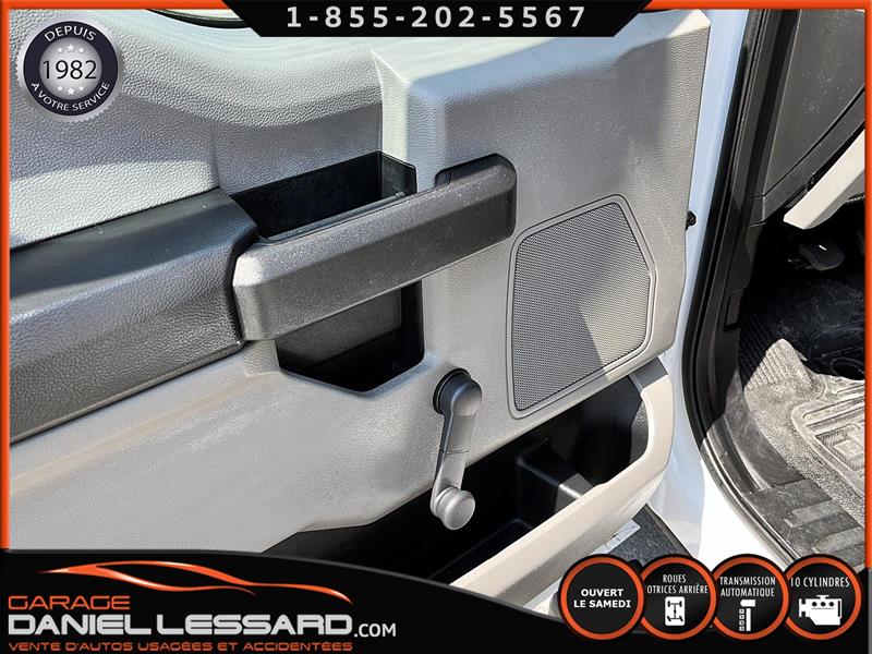 ford Super Duty F-550 DRW 2017 - 34