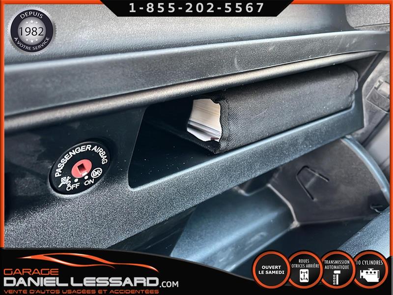 ford Super Duty F-550 DRW 2017 - 44