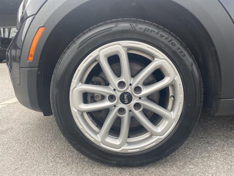 MINI Cooper Countryman 9