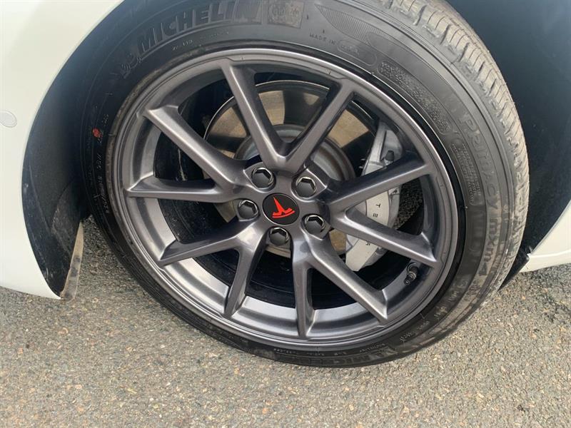 tesla Model 3 2022 - 8