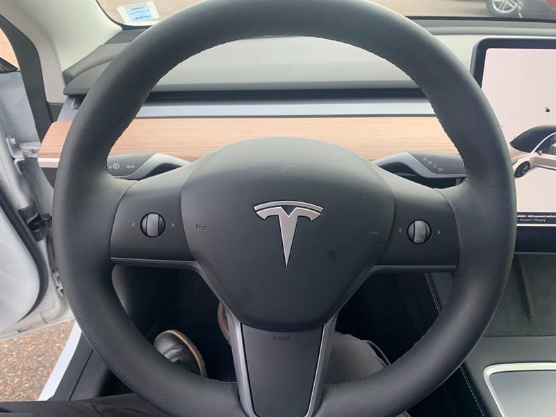 tesla Model 3 2022 - 13