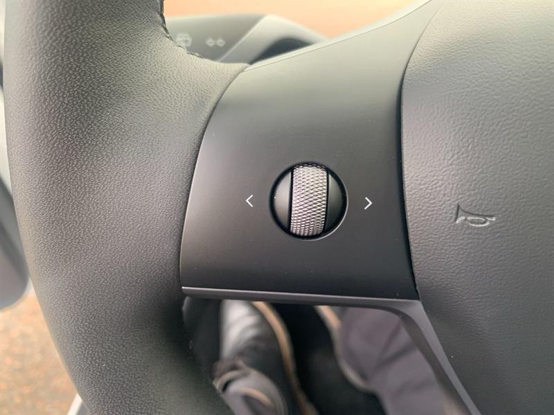 tesla Model 3 2022 - 15