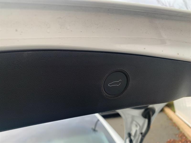 tesla Model 3 2022 - 19