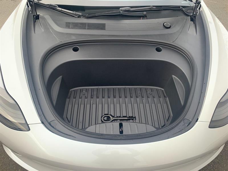 tesla Model 3 2022 - 34