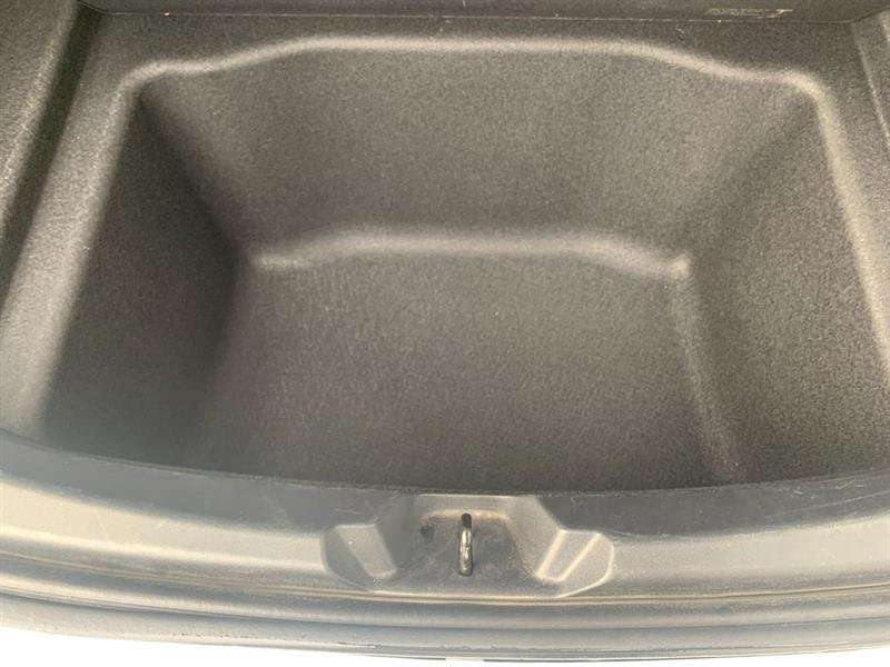 tesla Model 3 2022 - 36