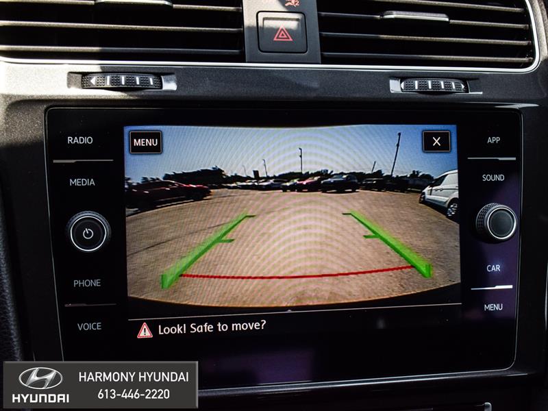 Volkswagen e-Golf 19